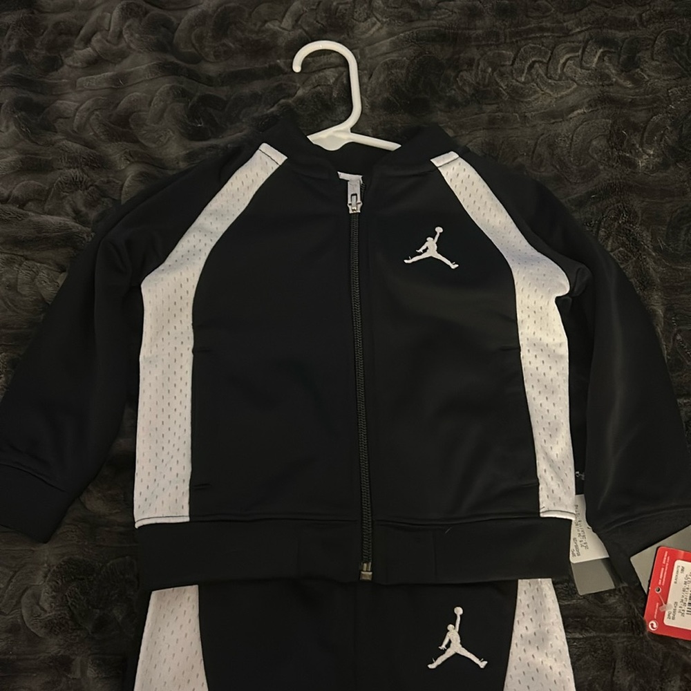 2 piece Jordan track suit